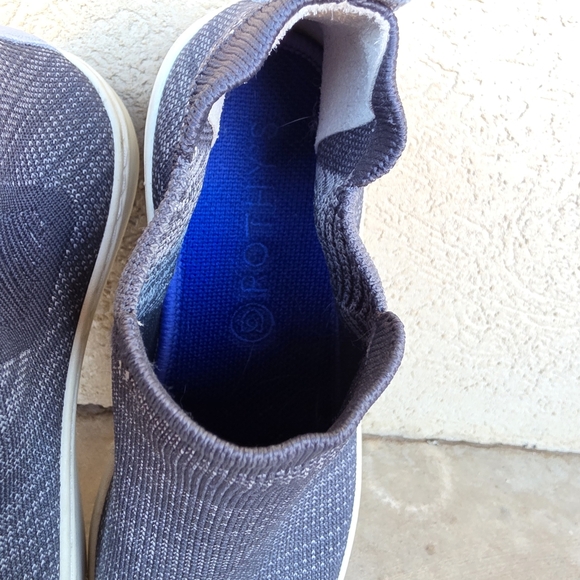 ROTHY'S The Chelsea Boot Women's
 Size: 7
 Casual High Top Sneaker Gray - Picture 10 of 10